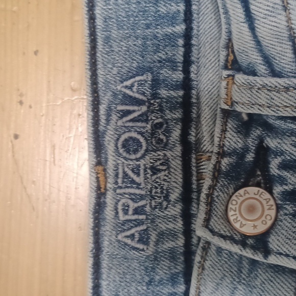 Size 5 Arizona jeans wide leg - Picture 6 of 6